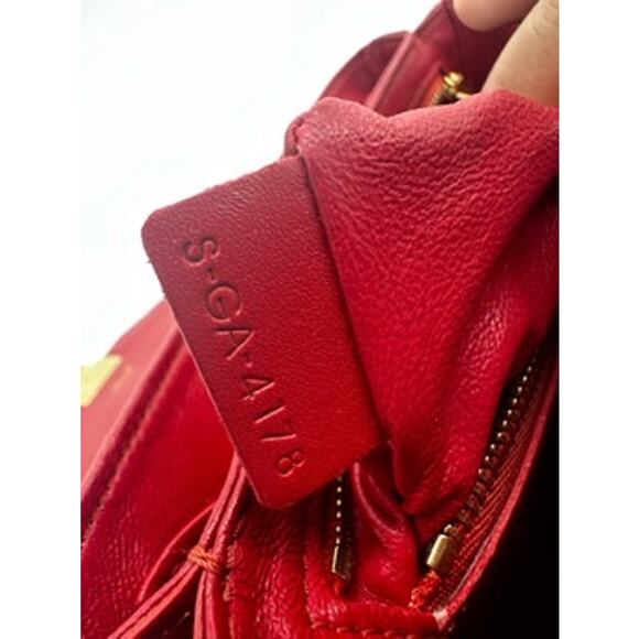 Celine‎ Shiny Calfskin Medium C Bag Red 2018 collection! Gorgeous! - Picture 15 of 16